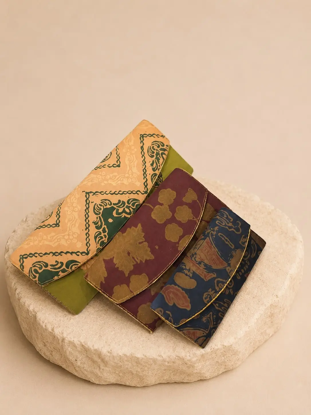 Kreia Muaro Wallet